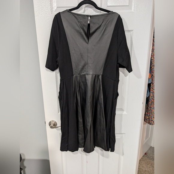 NWT Torrid Black Coated Ponte Elbow Sleeve Skater Dress in Size 2 (18/20) - Picture 11 of 14